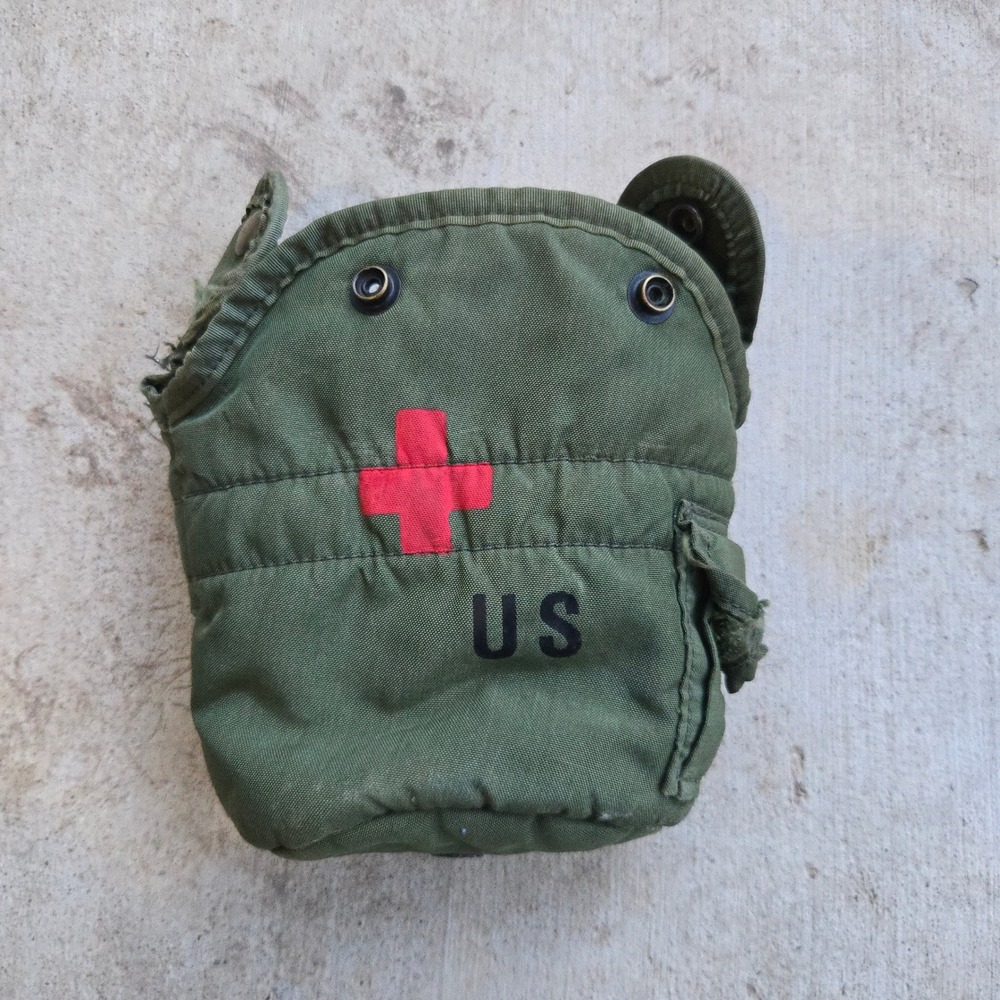 VTG Unicor Military Canteen Cover SPM1C1-07-D-F108 Green LC2 Alice Clip Cross US